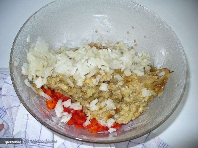 Salata de Vinete cu Ardei Copt