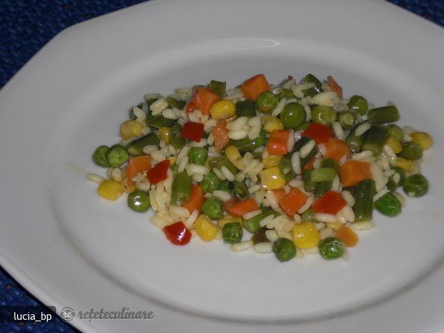 Garnitura de Orez cu Legume