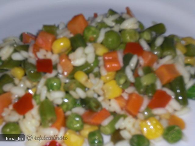 Garnitura de Orez cu Legume