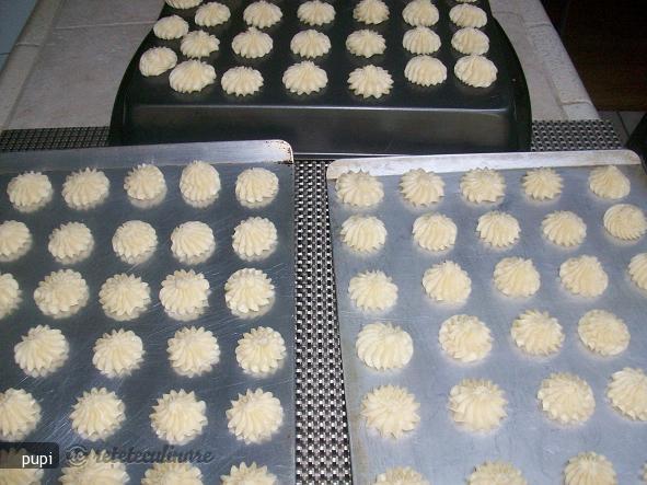 Biscuiti Moi cu Suc de Lamaie (soft Lemon Cookies)