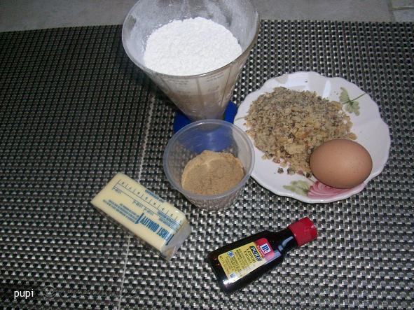 Biscuiti `amprente` cu Nuci
