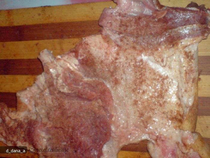 Rulada de Carne (carnea de pe Piciorul Porcului)