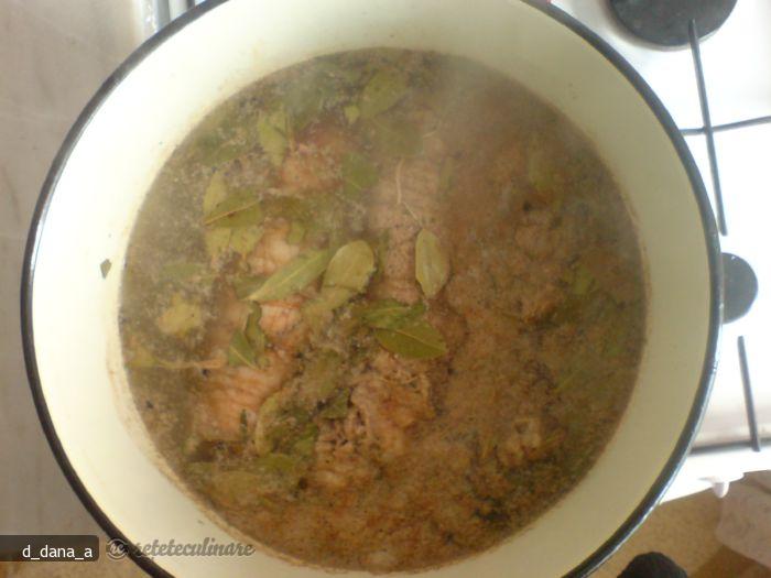 Rulada de Carne (carnea de pe Piciorul Porcului)