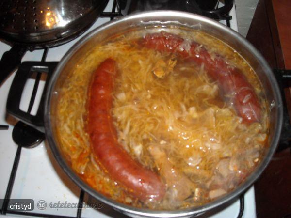 Kapuztnica Sau Supa de Varza