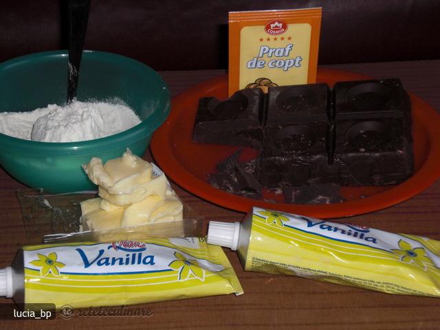 Biscuiti cu Ciocolata si Lapte Condensat