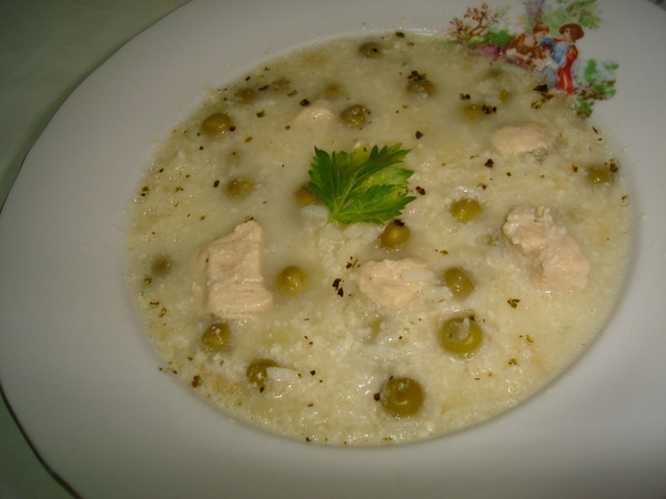 Ciorba de Orez cu Mazare si Piept de Pui