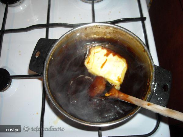 Foietaj cu Fructe