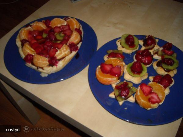 Foietaj cu Fructe