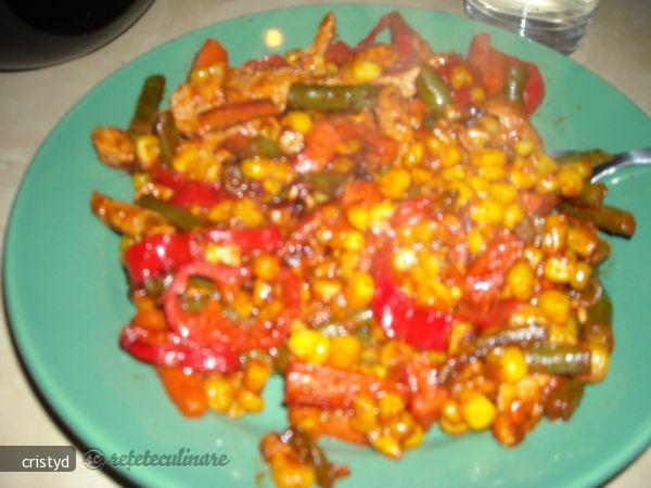 Carne cu Legume si Porumb