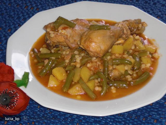 Ostropel de Pui cu Paste si Fasole Verde