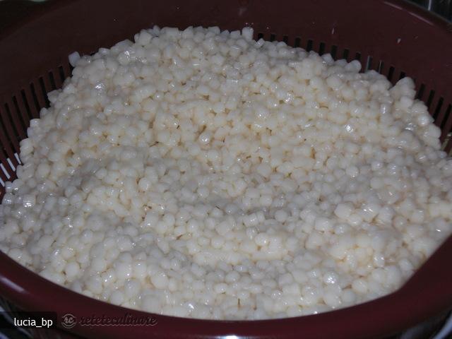Ostropel de Pui cu Paste si Fasole Verde