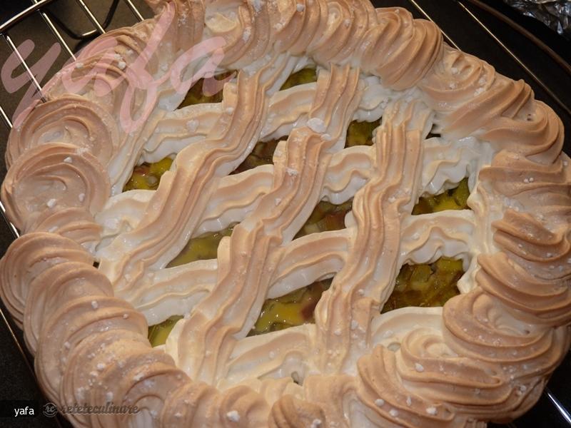 Tarta cu Rubarba si Bezea a la Christine Ferber