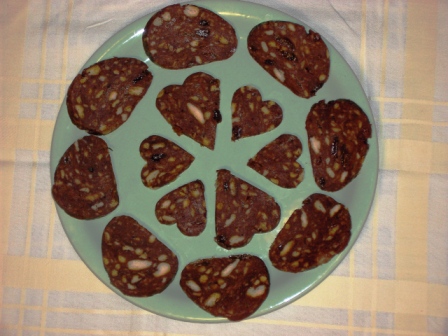 Salam de biscuiţi reţetă cu pere și stafide