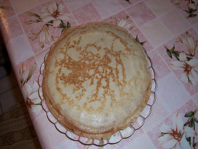 Tort de clatite cu budinca