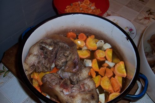 Rasol de porc cu sos Remulad