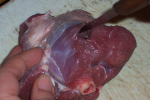 Friptura de miel impanata cu usturoi si slanina afumata