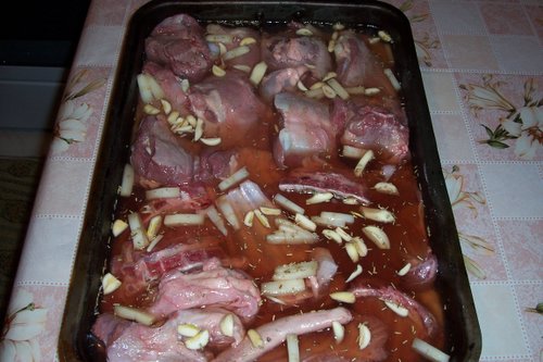 Friptura de miel impanata cu usturoi si slanina afumata