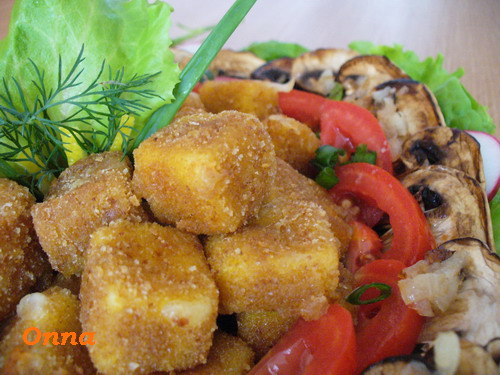 Salata cu cascaval pane si carpaccio de ciuperci