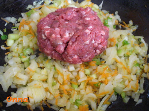 Ciuperci umplute cu carne de vita si cuscus