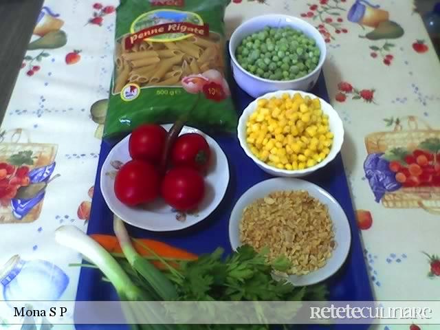 Salata de paste cu legume
