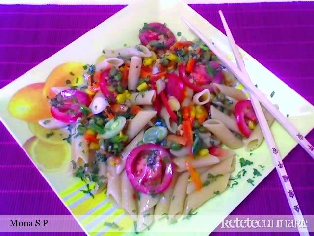 Salata de paste cu legume