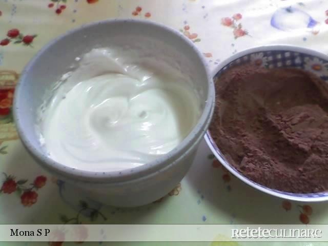 Prajitura cu crema de vanilie