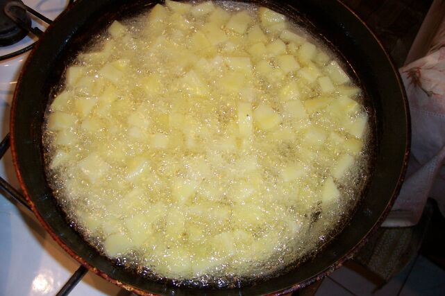 Brassoi apropecsenye (Friptura marunta a la Brasov)