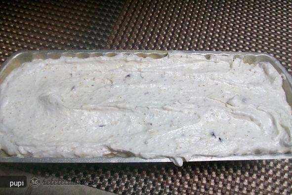Chec de Albuse cu Fructe Uscate si Faina de Orez (fara gluten)