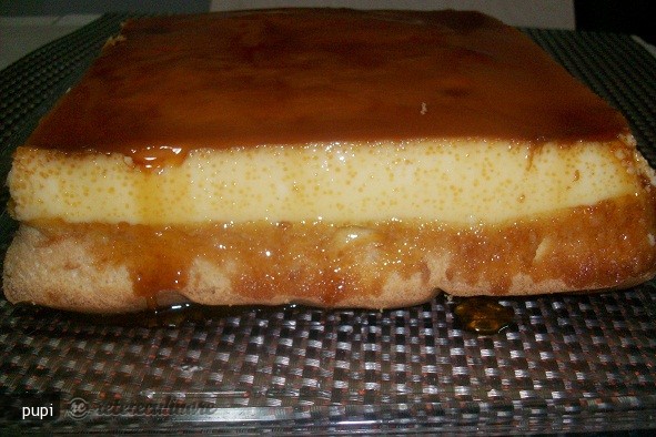 Tort Caramel Sau Upside Down Custard Cake