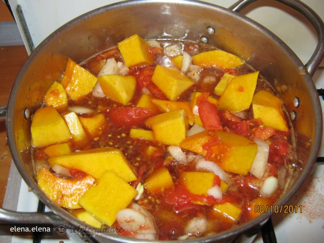 Chutney de Dovleac si Rosii