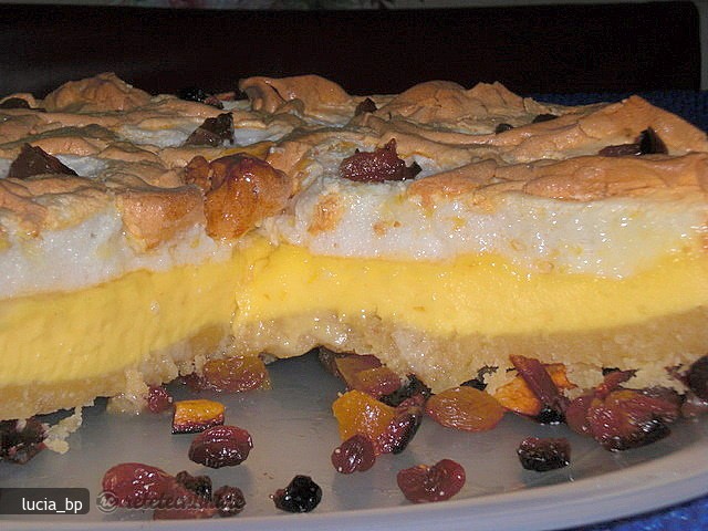 Prajitura cu Crema si Bezea de Lamaie