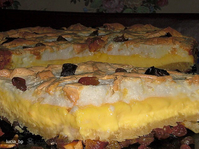 Prajitura cu Crema si Bezea de Lamaie