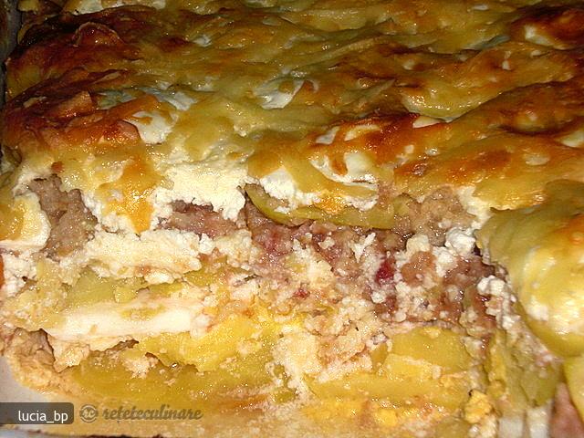 Cartofi cu Oua, Branza si Smantana, la Cuptor