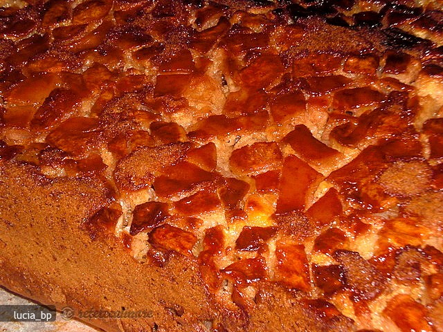 Chec cu Mere Caramelizate