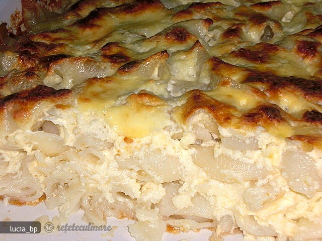 Budinca de Macaroane cu Branza si Smantana