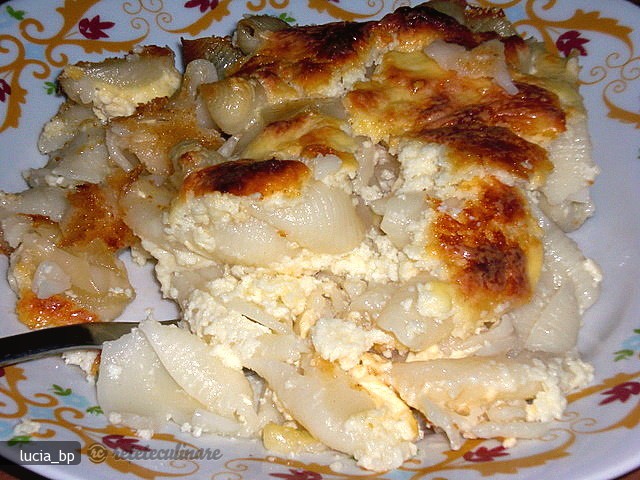 Budinca de Macaroane cu Branza si Smantana