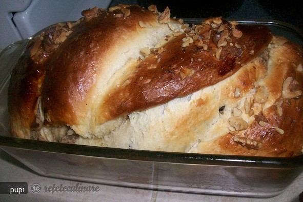 Cozonac `buchet de Trandafiri`