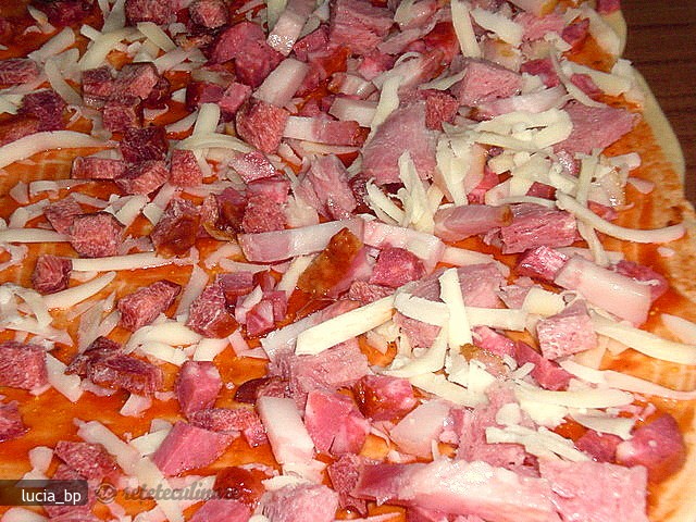 Pizza cu de Toate