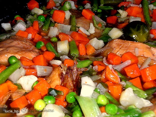 Pui si Mix de Legume, pregatite in Bere