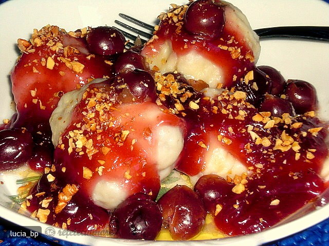 Deliciu cu Visine si Topping