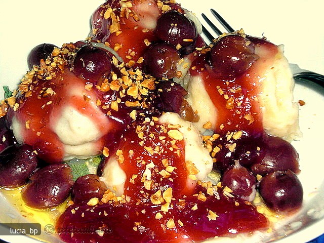 Deliciu cu Visine si Topping