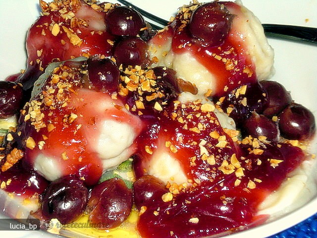 Deliciu cu Visine si Topping