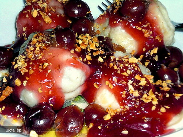 Deliciu cu Visine si Topping