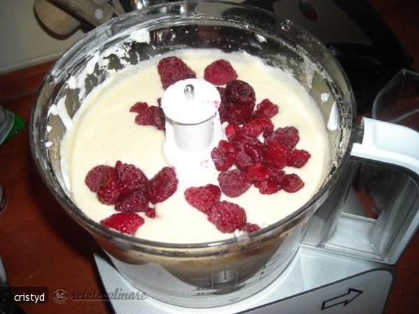 Cheesecake cu Zmeura