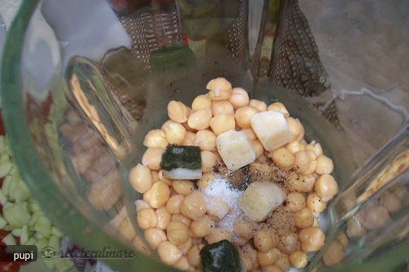 Hummus cu Salata de Cruditati