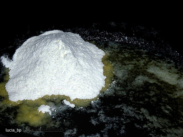 Bulgarasi din Spanac cu Smantana si Parmezan
