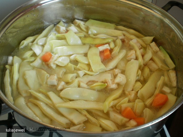 Ciorba Alba de Pastai