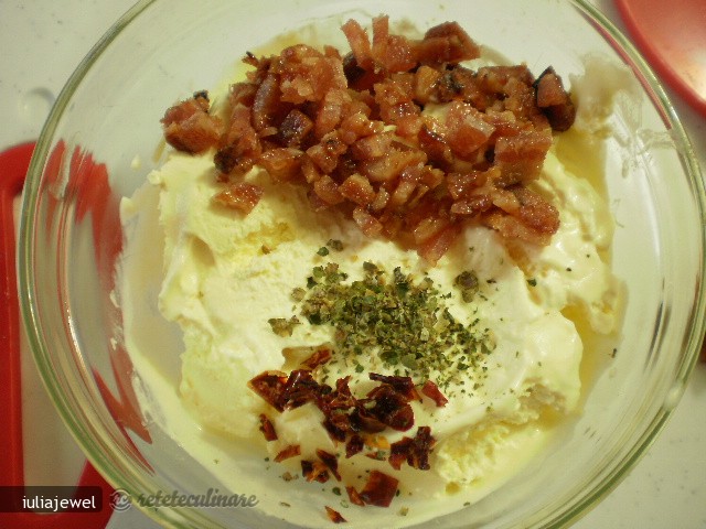 Inghetata cu Bacon, Piper Verde si Ardei Iute