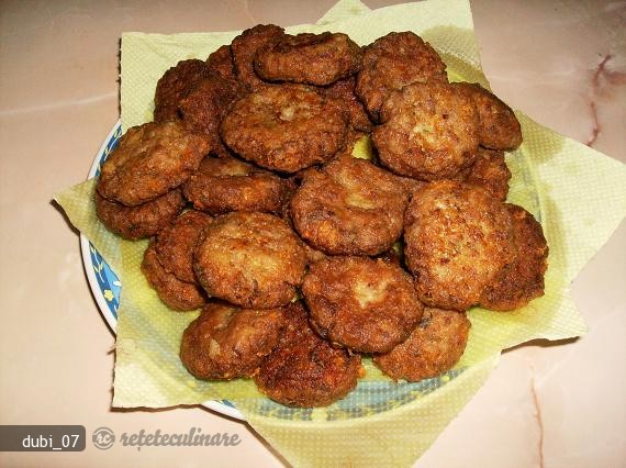 Chiftelute din Carne cu Cascaval