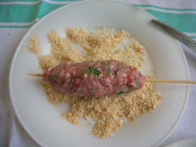 Frigarui - Crochete din Carne Tocata